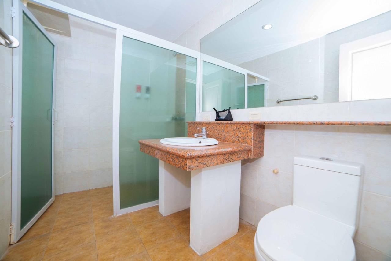 Reddoorz Premium @ Korea Town Angeles City Екстериор снимка